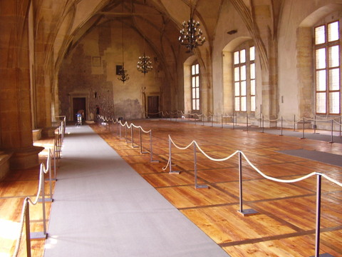 Renovace dřevěné podlahy ve Vladislavském sále